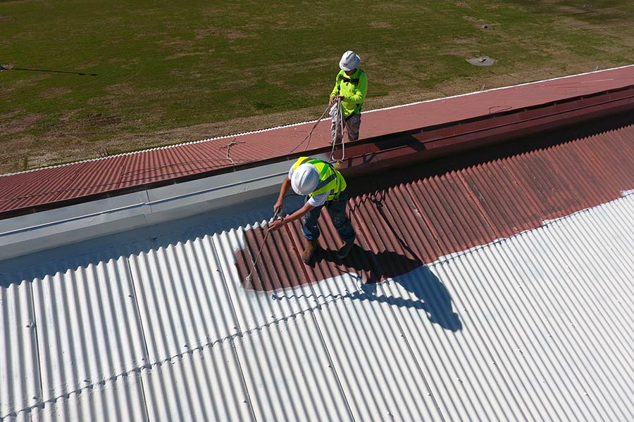 Spraying Roof Coating